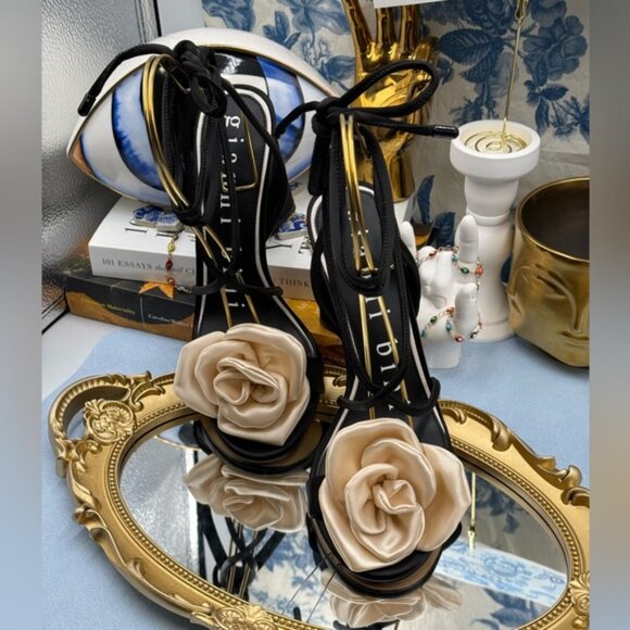 🆕 GIANNI BINI 🧿 NWOB Dakota Satin Flower Wrap Around Sandals, Black - Sz 8M - Picture 4 of 16